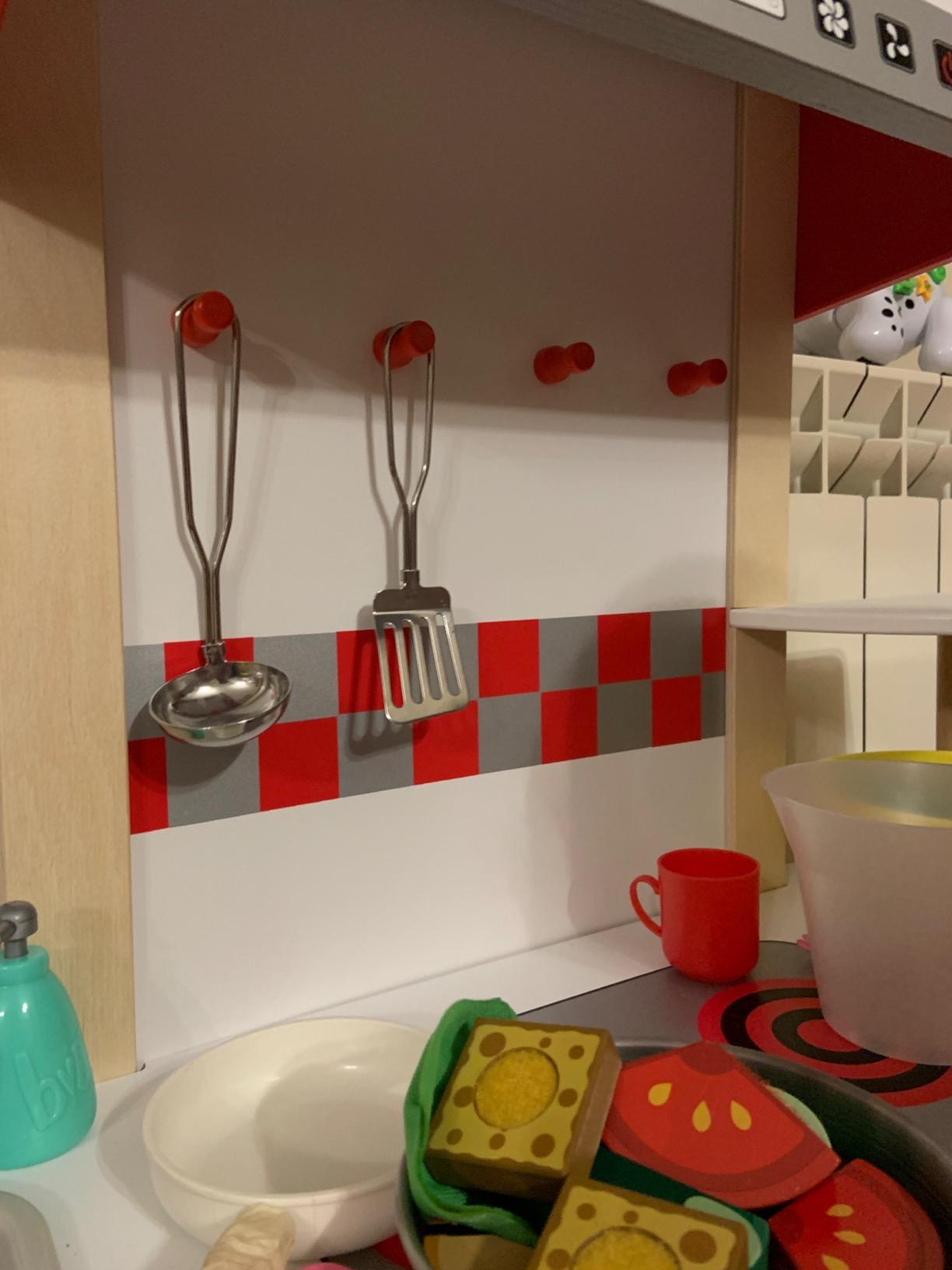 Hape E8018 Cucina multifunzione giocattolo con carrello