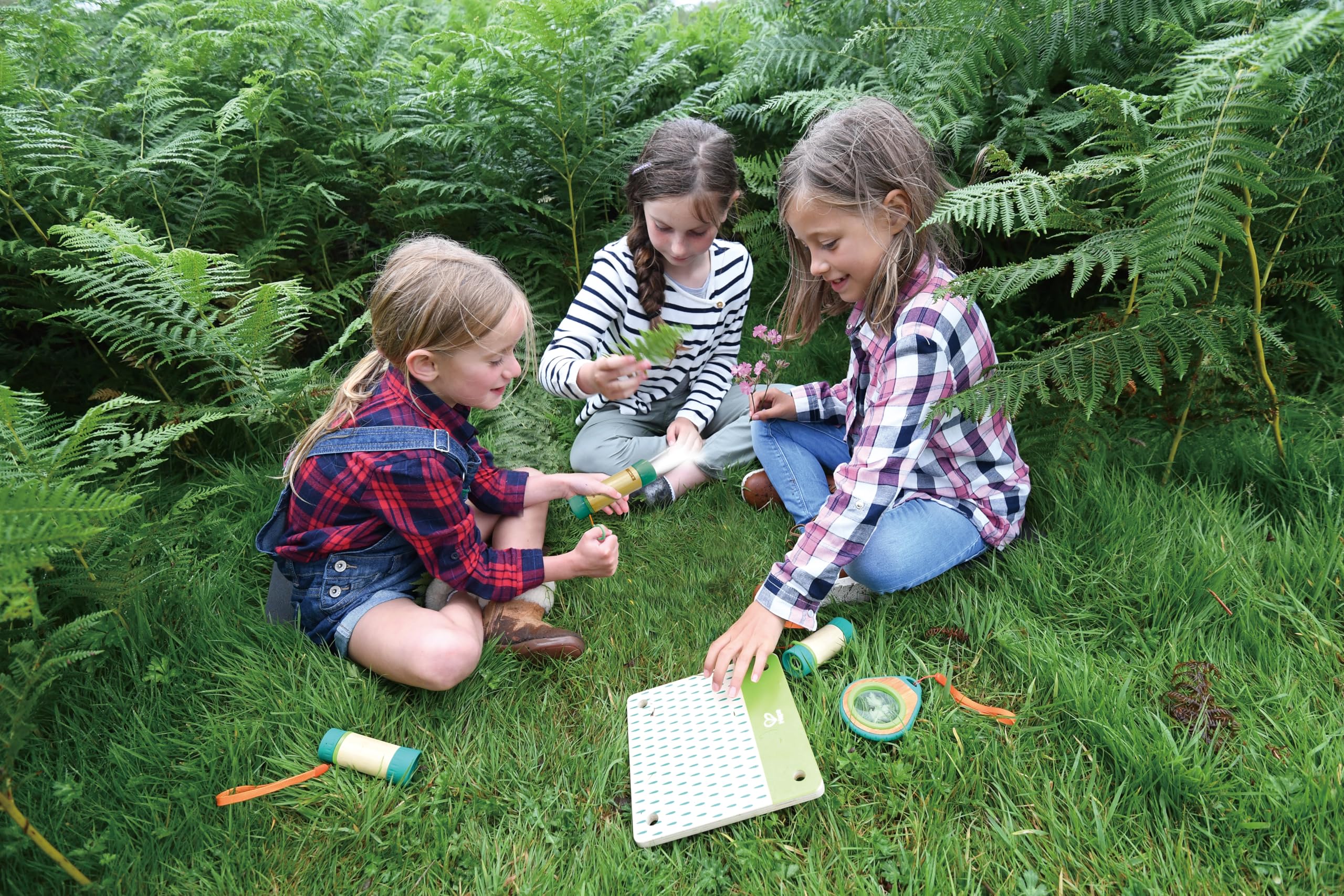 Hape Nature Fun torcia a mano in bambù senza batterie