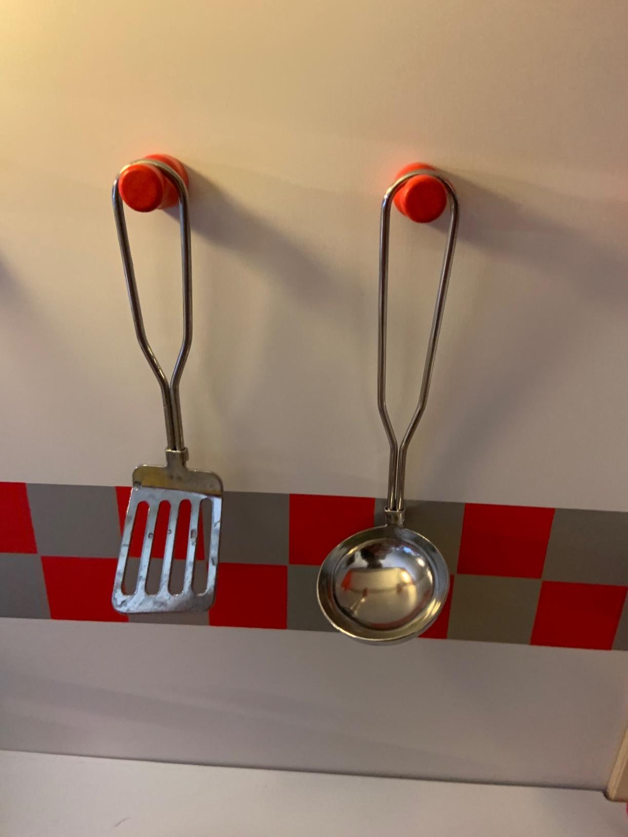 Hape E8018 Cucina multifunzione giocattolo con carrello