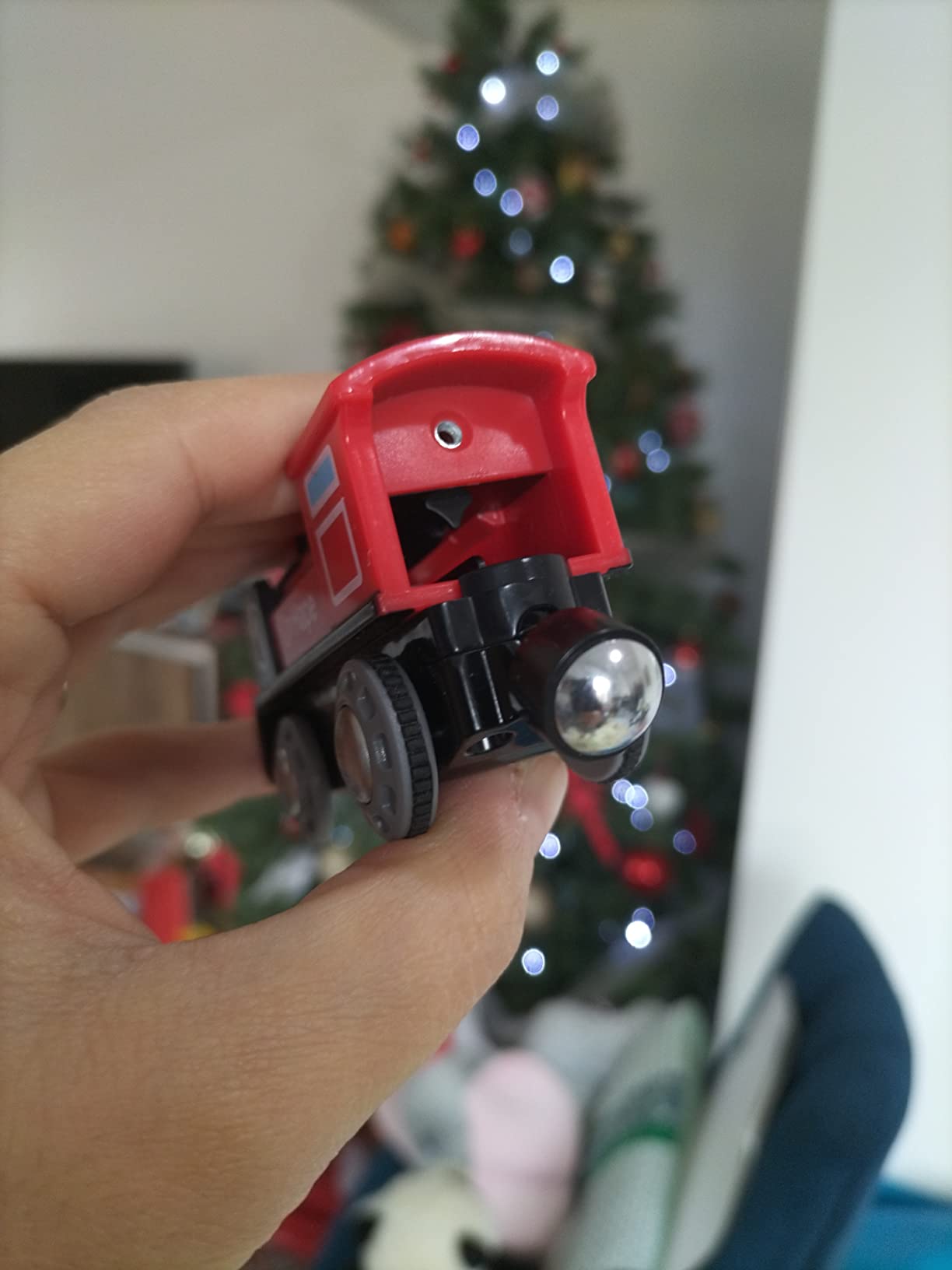 Hape N.1 Pista Trenino a Batteria con Gru Rossa
