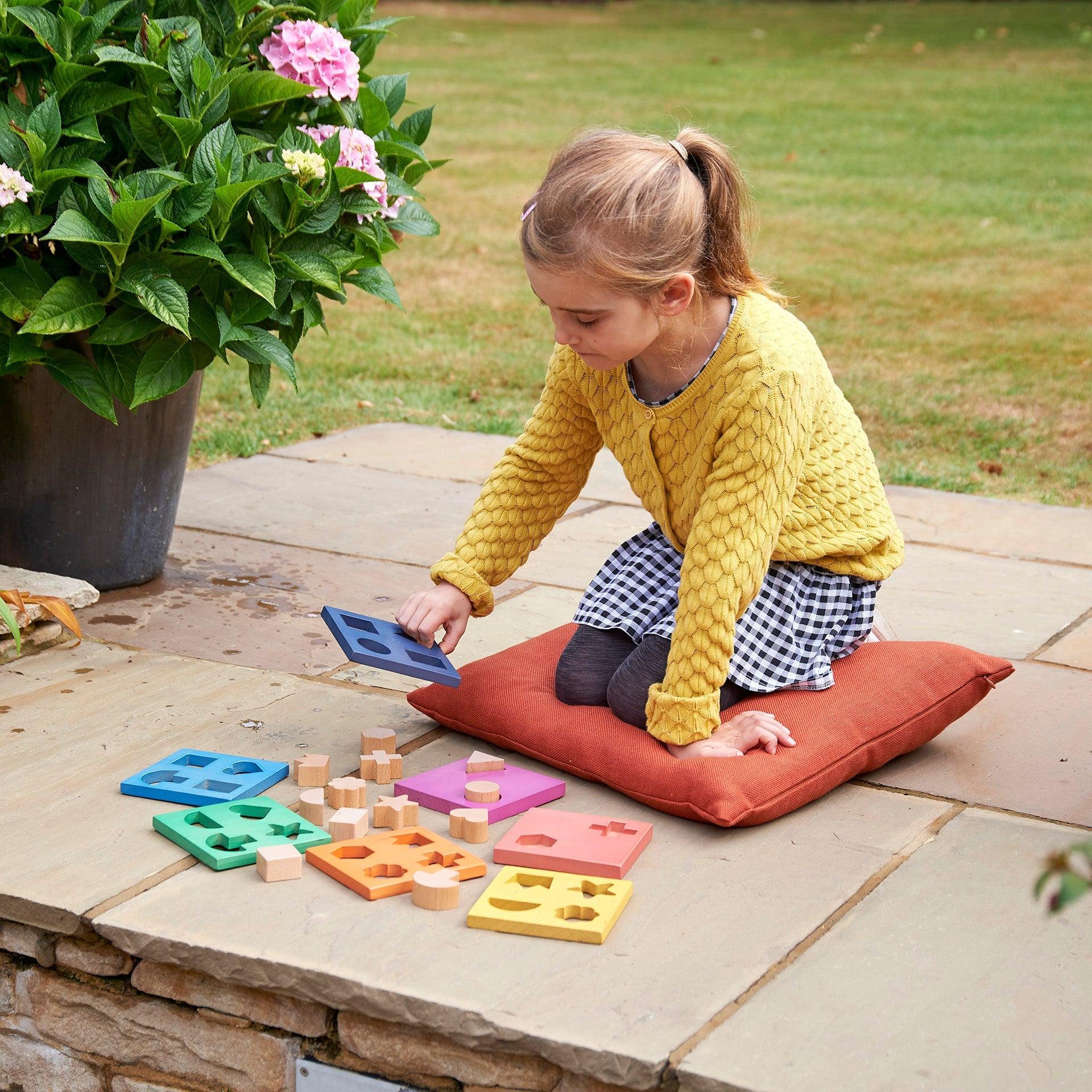 Tickit Rainbow Wooden Shape Stacker puzzle legno 19 pezzi