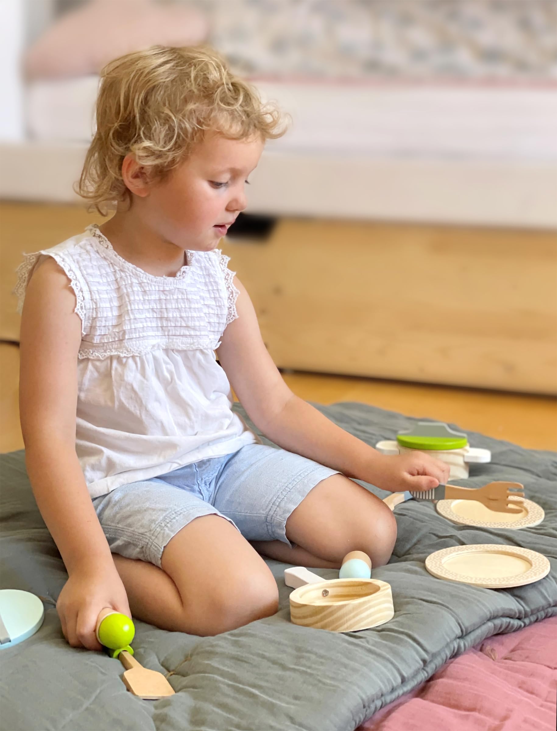 Small Foot 11098 Set Pentole Legno Bambini 15 Pezzi Cucina