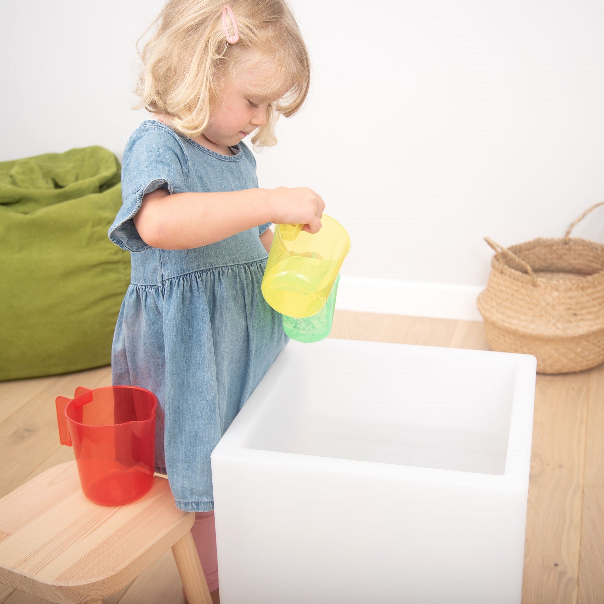 Tickit Translucent Colour Nesting Jugs brocche 3 pezzi