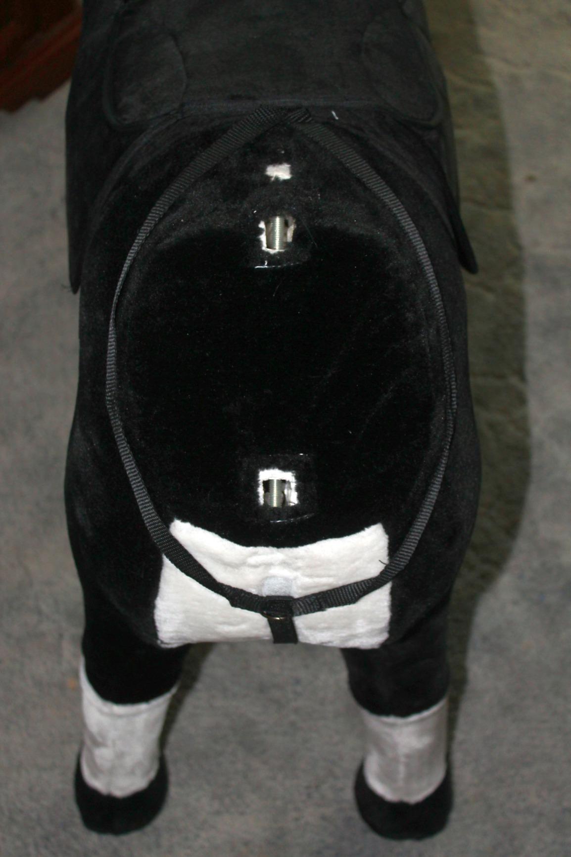 smallfoot 11178 cavallo cavalcabile nero con sella