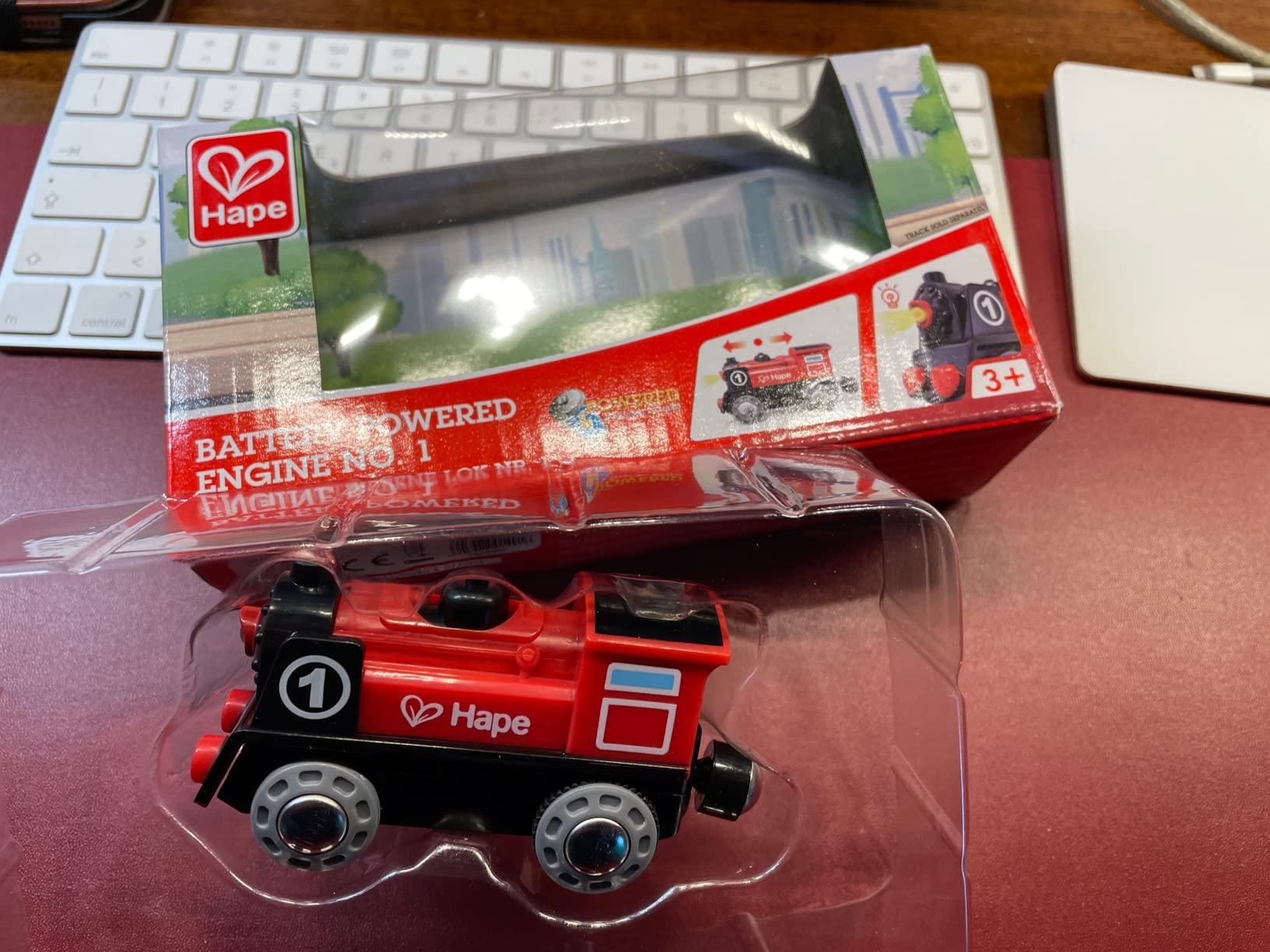 Hape Locomotiva a Batteria trenino rosso con luce