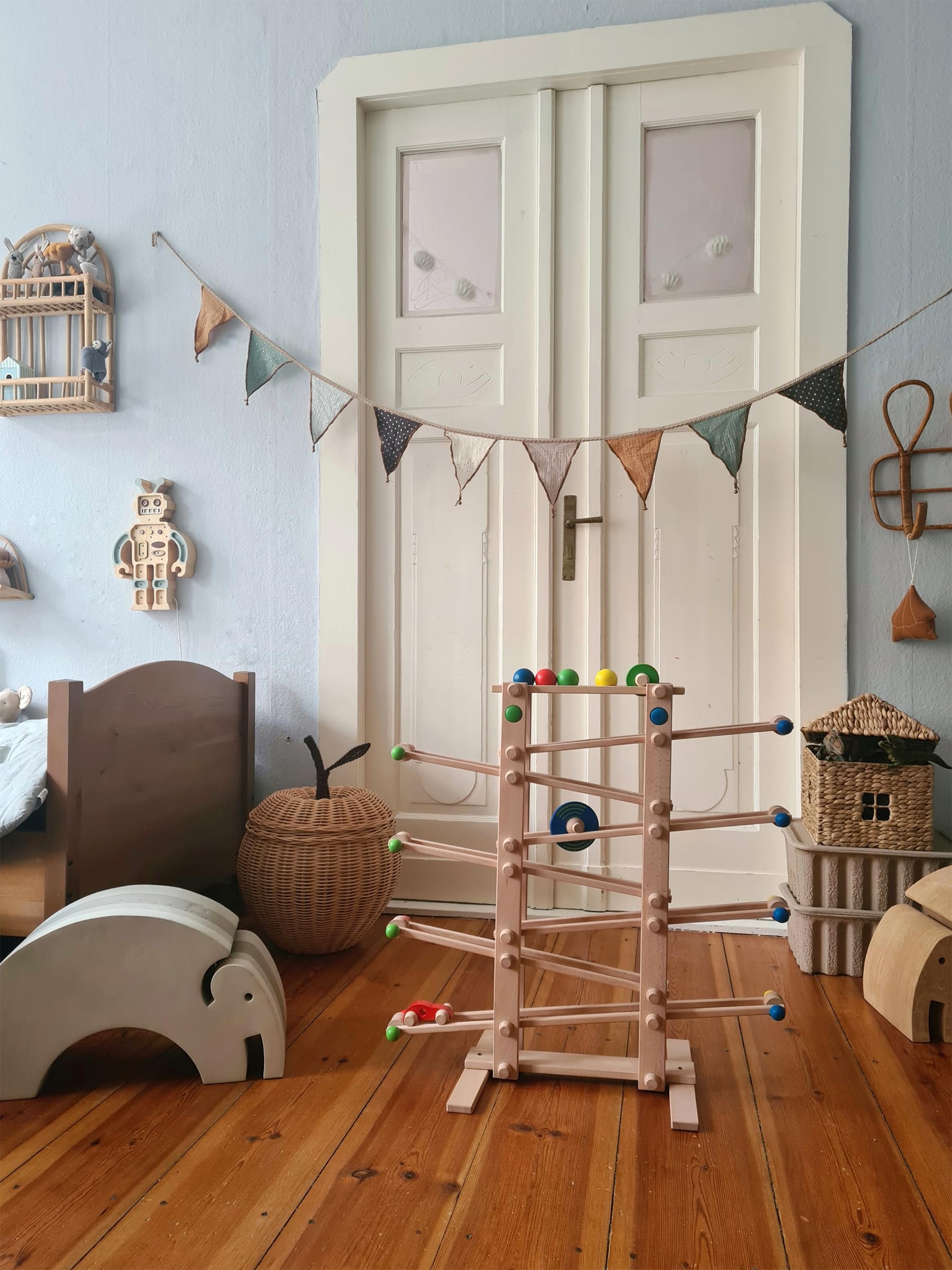 smallfoot Pista per biglie gigante in legno con campanella