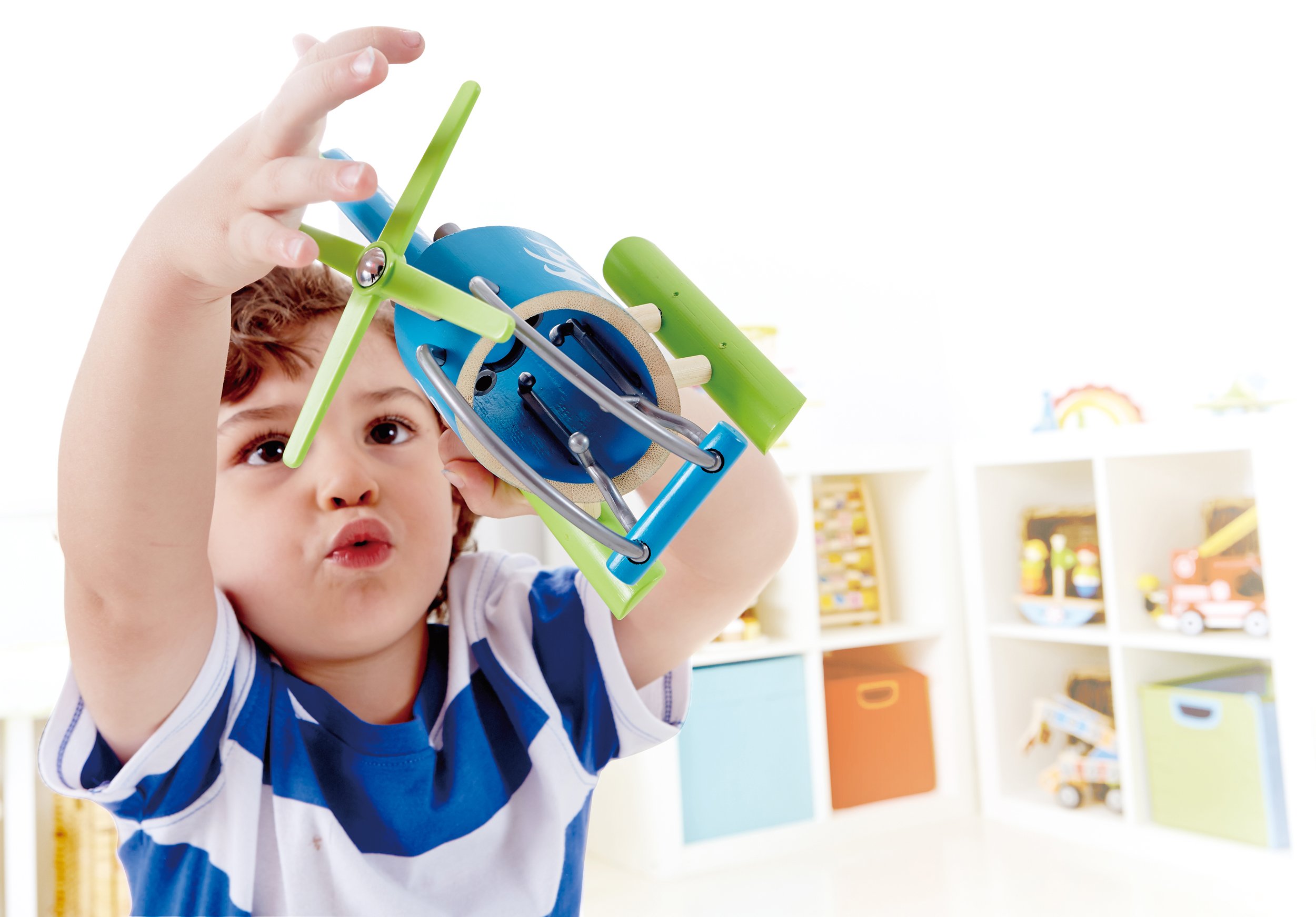 Hape E5518 E-Copter elicottero giocattolo in bambù